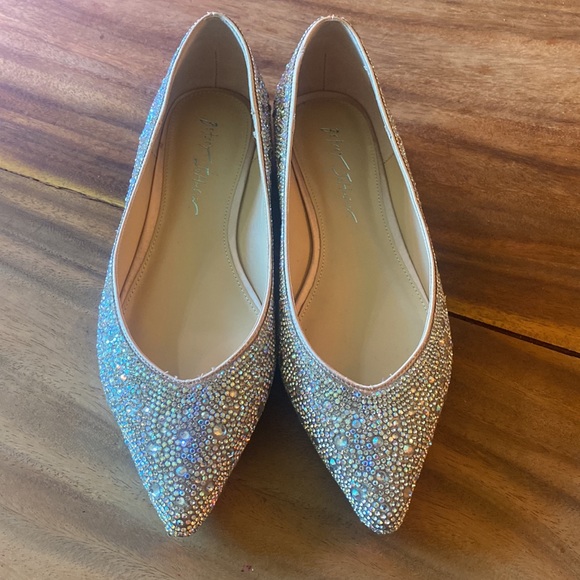 Betsey Johnson Remy flat - Picture 4 of 5